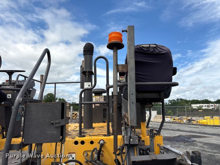 image for item EF1258 2014 Volvo PF2181 paver