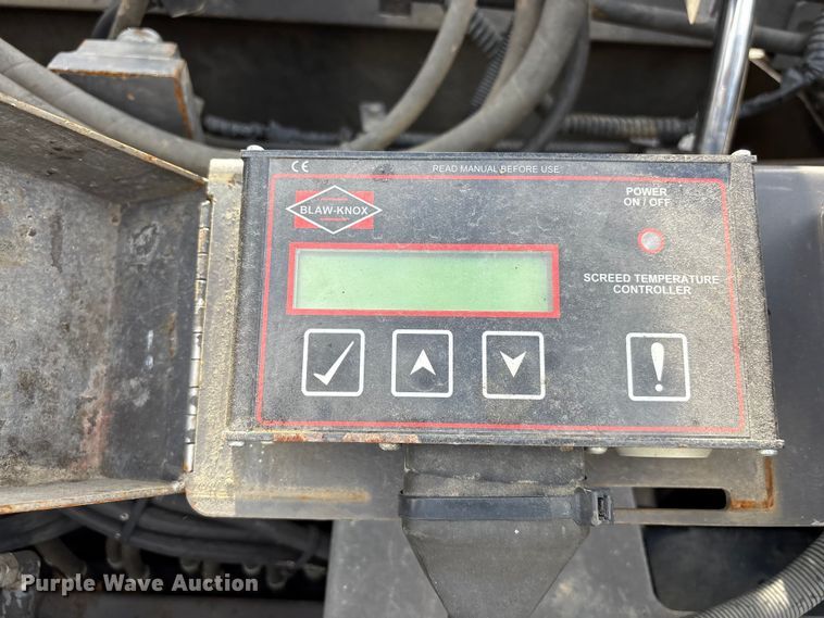 image for item EF1258 2014 Volvo PF2181 paver