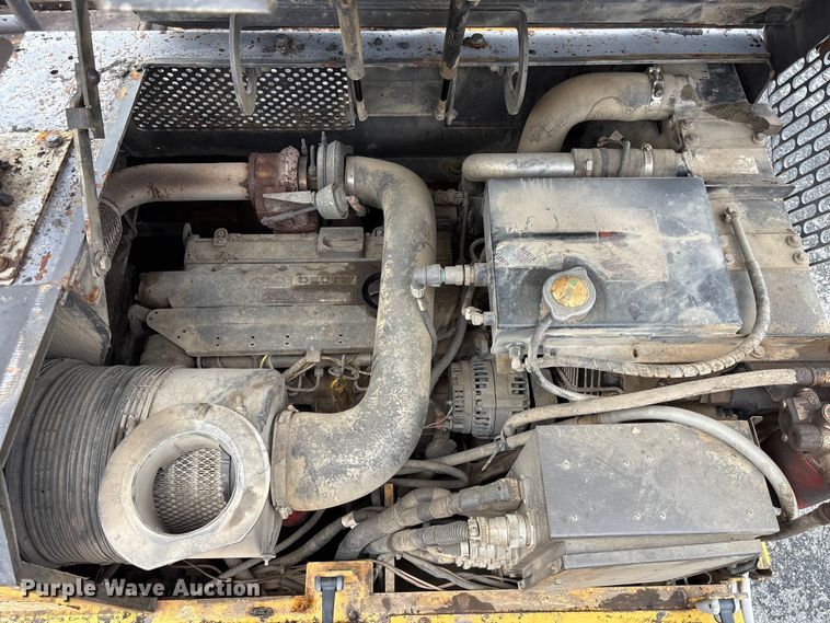 image for item EF1258 2014 Volvo PF2181 paver