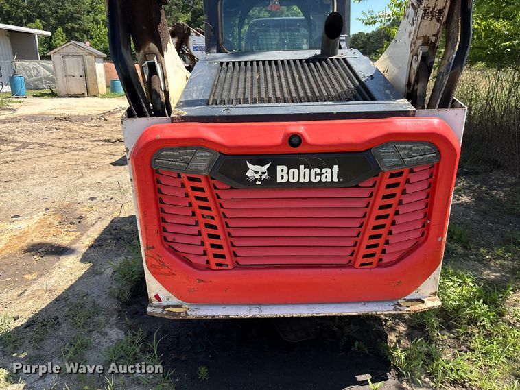 image for item EF1265 2022 Bobcat T76 R-Series tracked skid steer loader