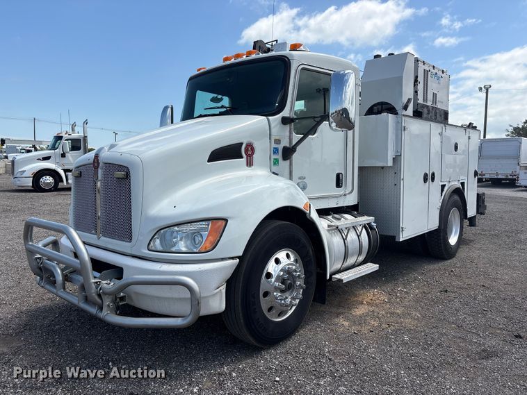 image for item EG9187 2015 Kenworth T370 utility / service truck