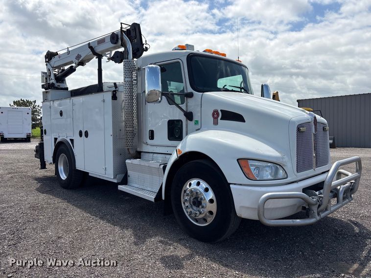 image for item EG9187 2015 Kenworth T370 utility / service truck