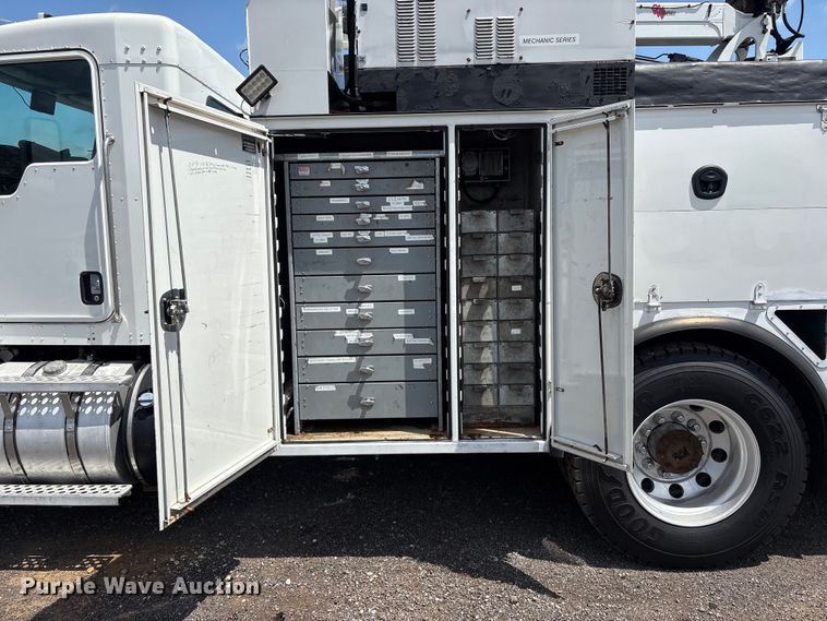 image for item EG9187 2015 Kenworth T370 utility / service truck