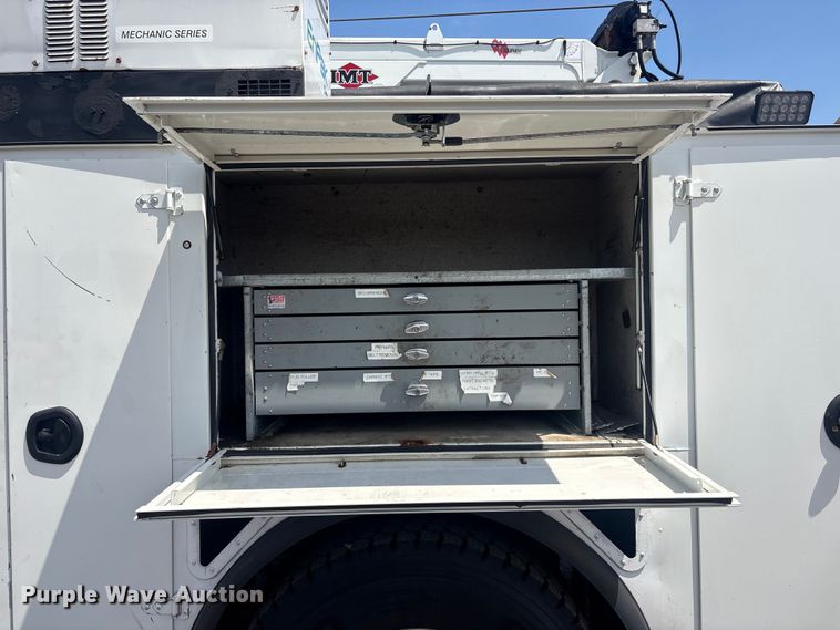 image for item EG9187 2015 Kenworth T370 utility / service truck