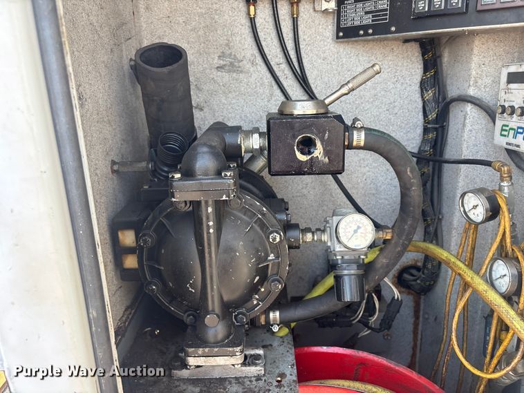 image for item EG9187 2015 Kenworth T370 utility / service truck