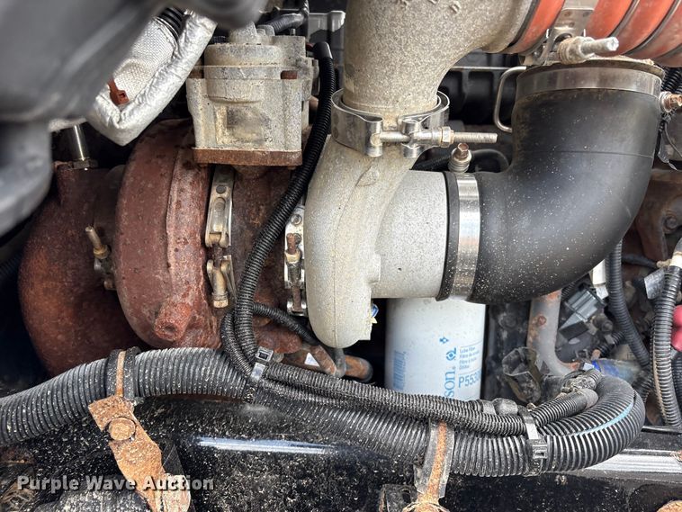 image for item EG9187 2015 Kenworth T370 utility / service truck