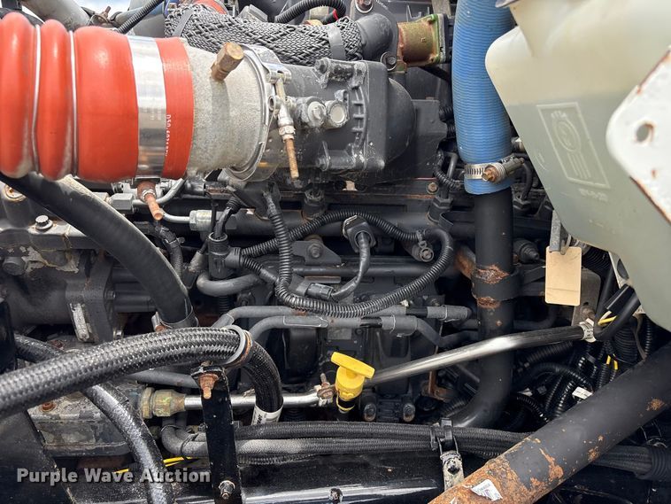 image for item EG9187 2015 Kenworth T370 utility / service truck