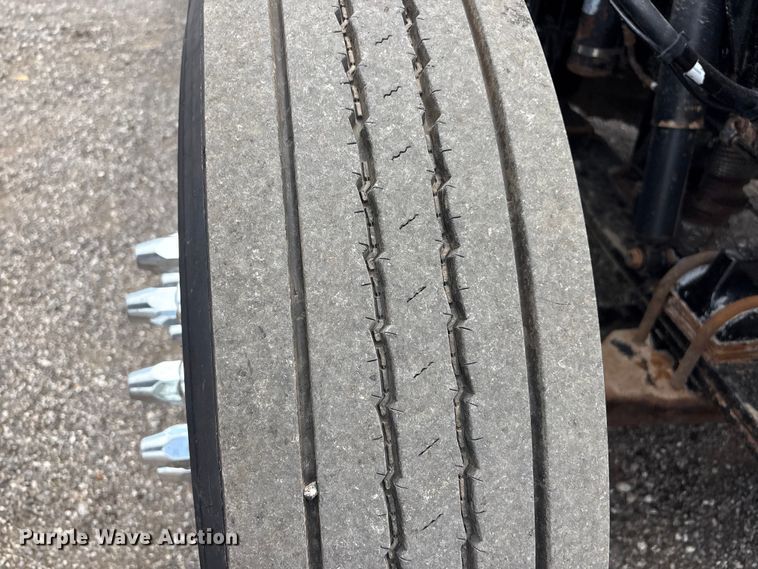 image for item EG9187 2015 Kenworth T370 utility / service truck