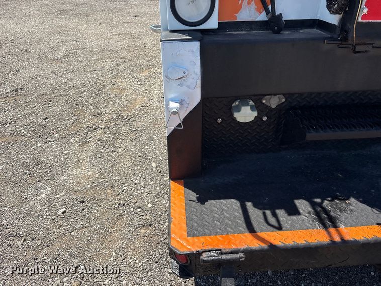 image for item EG9210 2012 Freightliner Business Class M2 utility / service truck
