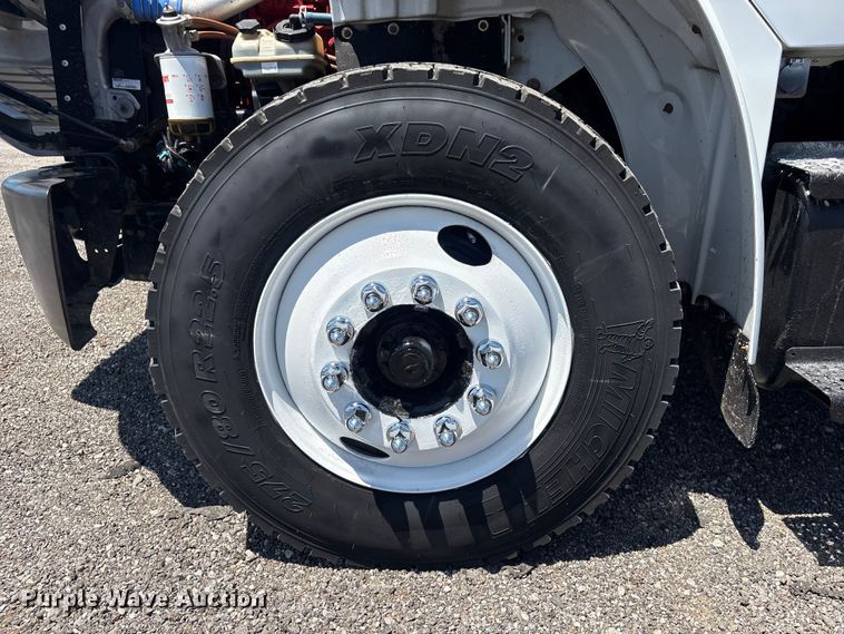 image for item EG9210 2012 Freightliner Business Class M2 utility / service truck