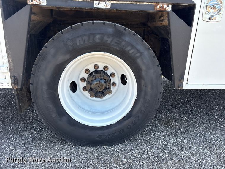 image for item EG9210 2012 Freightliner Business Class M2 utility / service truck