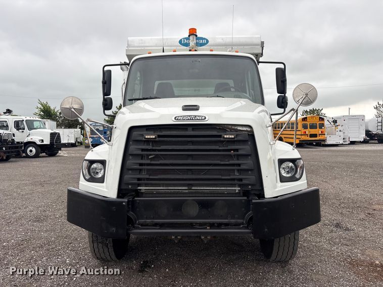 image for item EG9213 2014 Freightliner 114SD dump truck