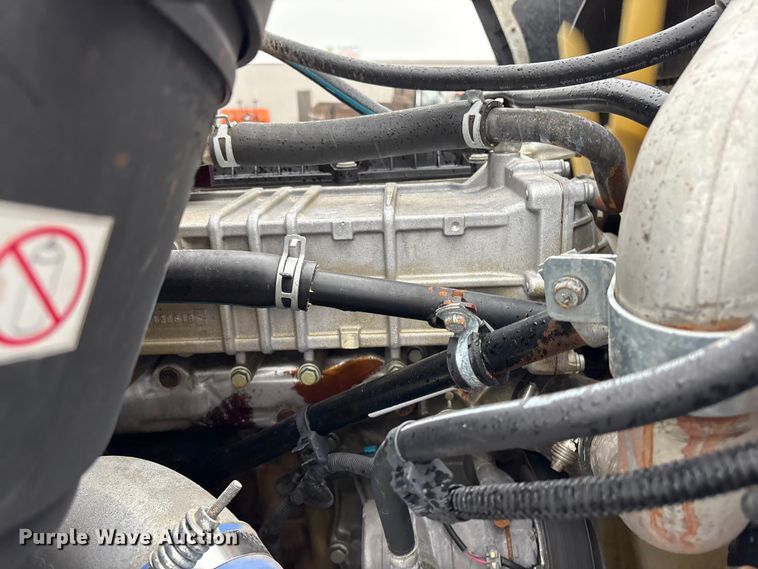 image for item EG9213 2014 Freightliner 114SD dump truck
