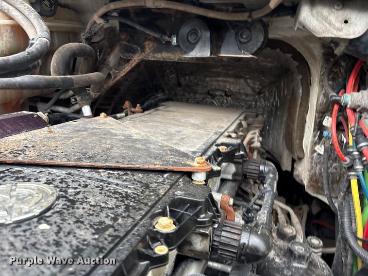 image for item EG9213 2014 Freightliner 114SD dump truck