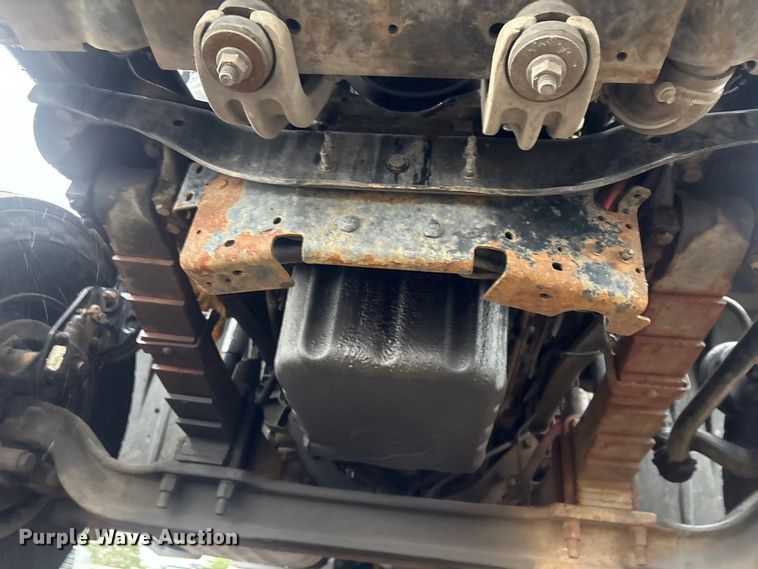 image for item EG9213 2014 Freightliner 114SD dump truck