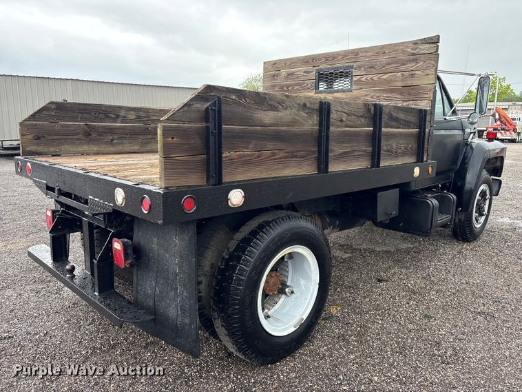 image for item EG9214 1994 Ford F600 dump flatbed truck