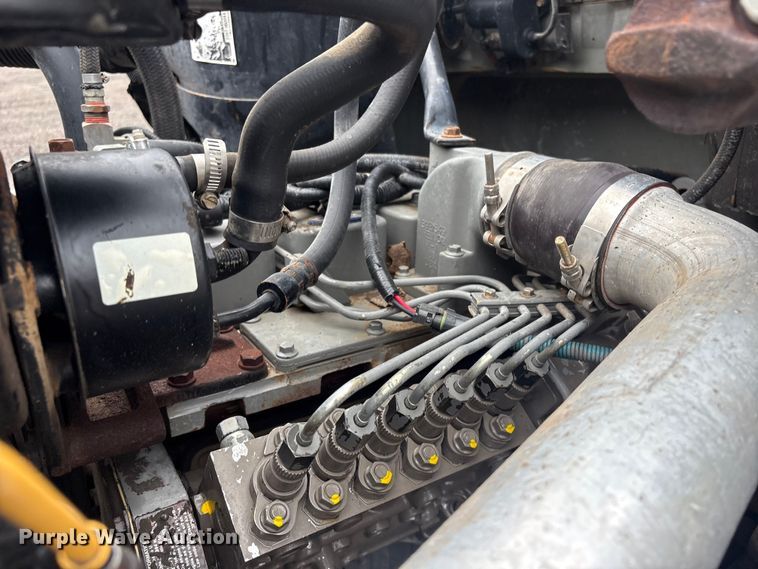 image for item EG9214 1994 Ford F600 dump flatbed truck