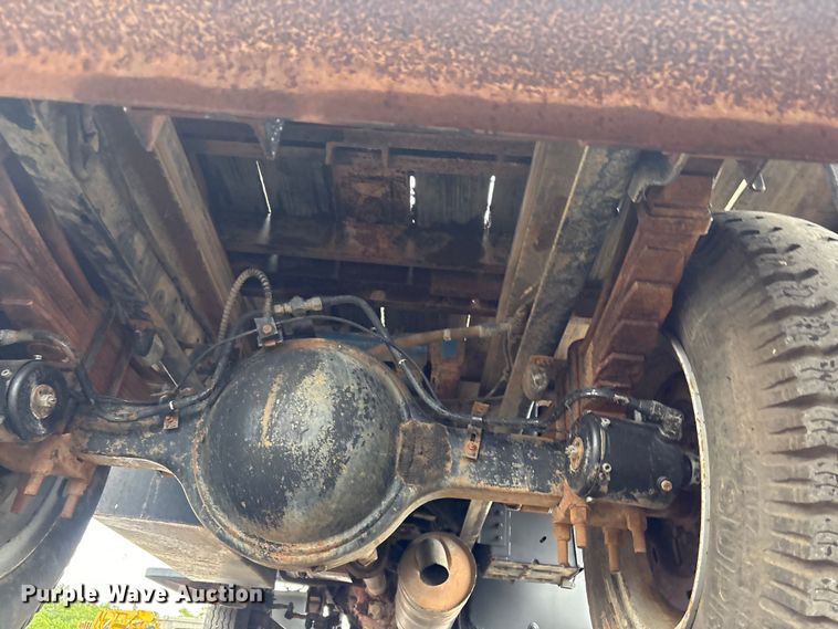 image for item EG9214 1994 Ford F600 dump flatbed truck