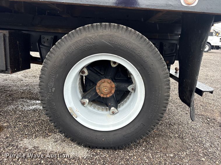 image for item EG9214 1994 Ford F600 dump flatbed truck
