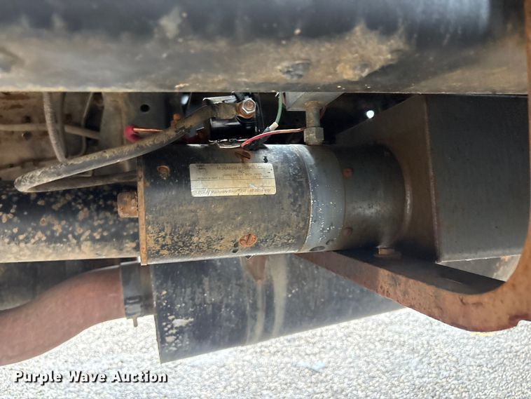image for item EG9214 1994 Ford F600 dump flatbed truck