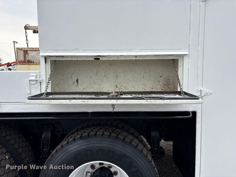 image for item EG9217 2012 Freightliner Business Class M2 Crew Cab utility / service truck
