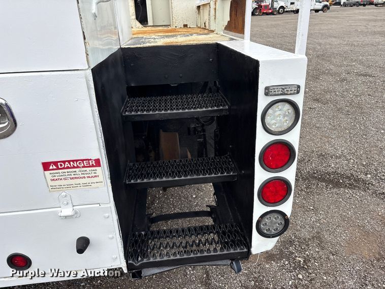 image for item EG9217 2012 Freightliner Business Class M2 Crew Cab utility / service truck