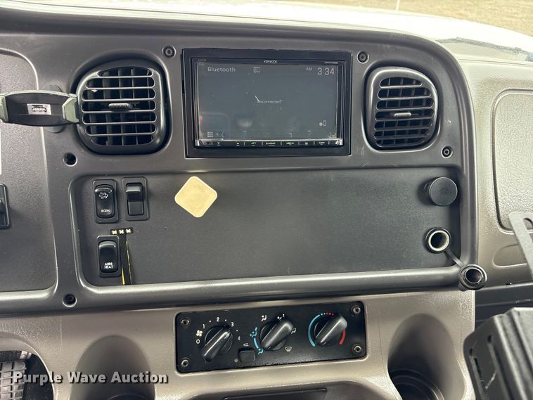 image for item EG9217 2012 Freightliner Business Class M2 Crew Cab utility / service truck