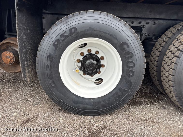 image for item EG9217 2012 Freightliner Business Class M2 Crew Cab utility / service truck