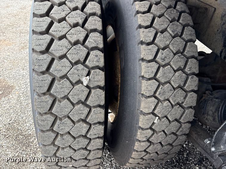 image for item EG9217 2012 Freightliner Business Class M2 Crew Cab utility / service truck
