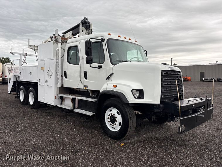 image for item EG9218 2014 Freightliner 108SD Crew Cab utility / service truck