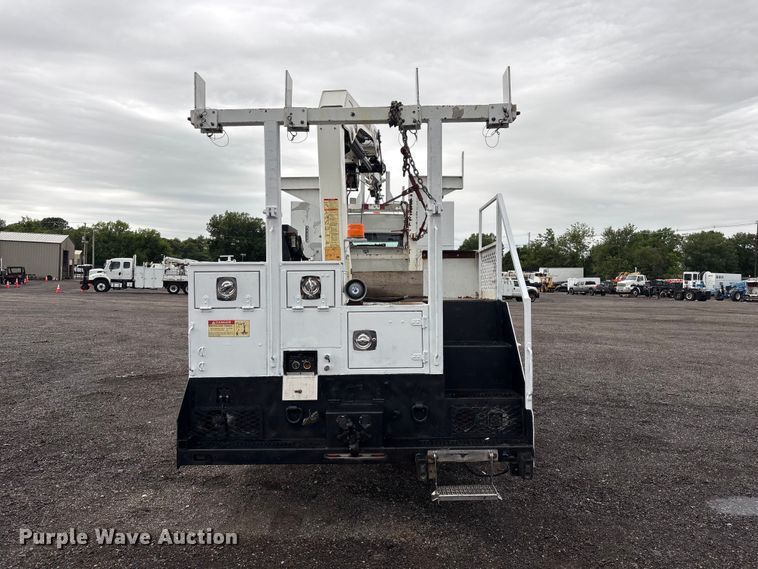 image for item EG9218 2014 Freightliner 108SD Crew Cab utility / service truck