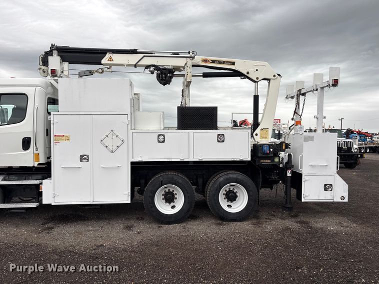 image for item EG9218 2014 Freightliner 108SD Crew Cab utility / service truck