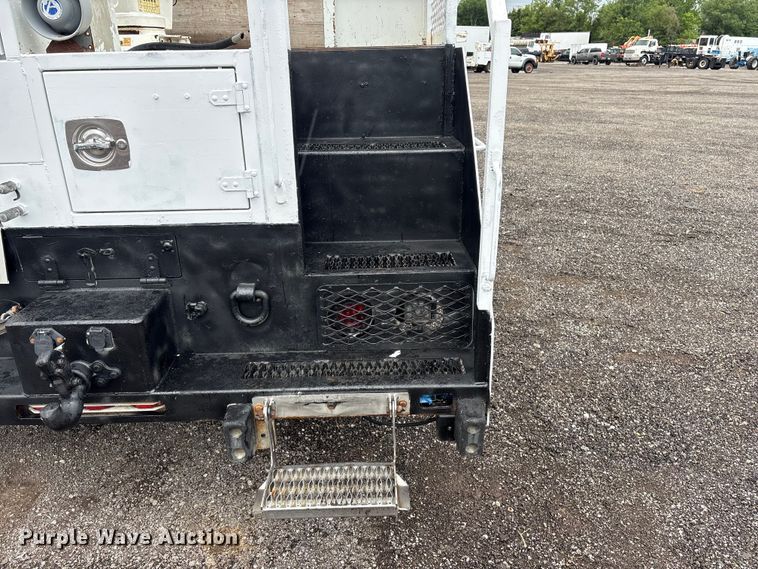 image for item EG9218 2014 Freightliner 108SD Crew Cab utility / service truck