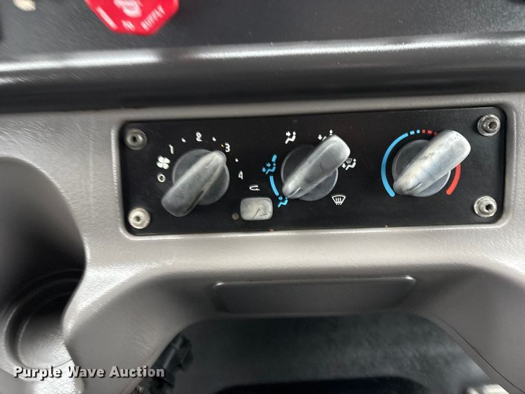 image for item EG9218 2014 Freightliner 108SD Crew Cab utility / service truck