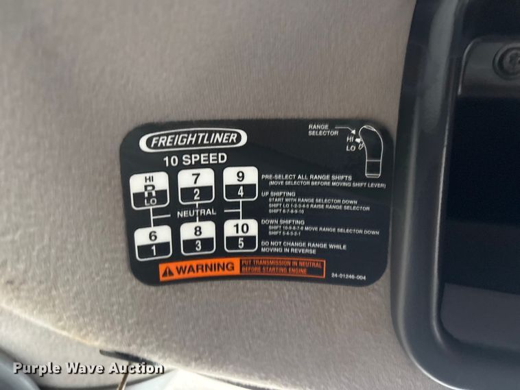 image for item EG9218 2014 Freightliner 108SD Crew Cab utility / service truck