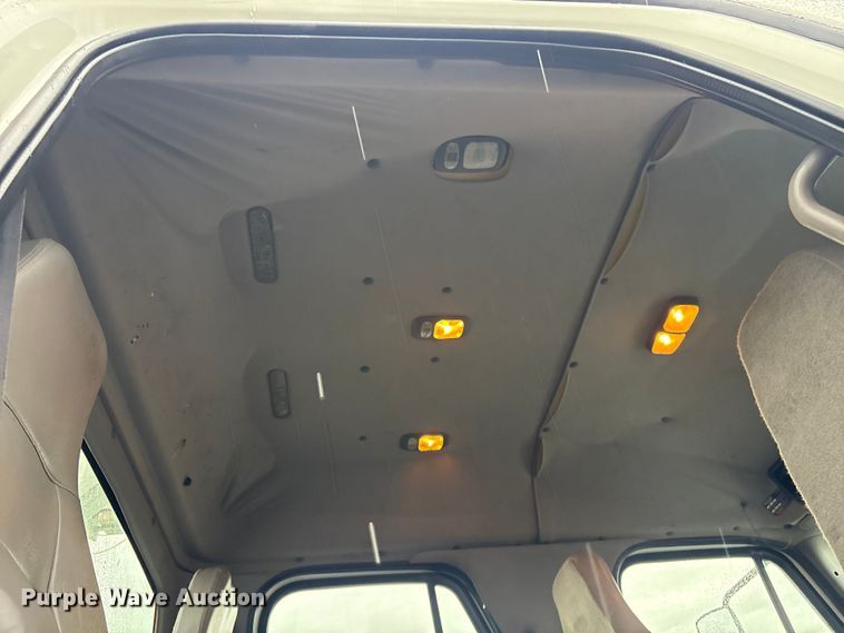 image for item EG9218 2014 Freightliner 108SD Crew Cab utility / service truck