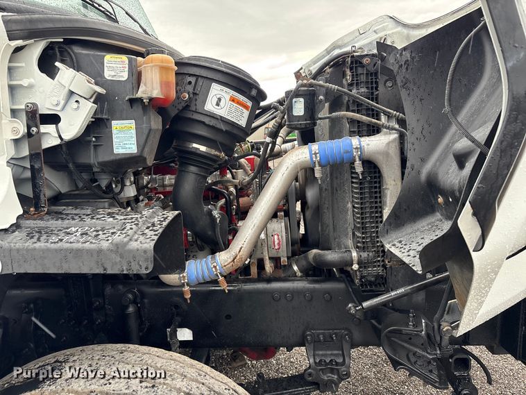 image for item EG9218 2014 Freightliner 108SD Crew Cab utility / service truck