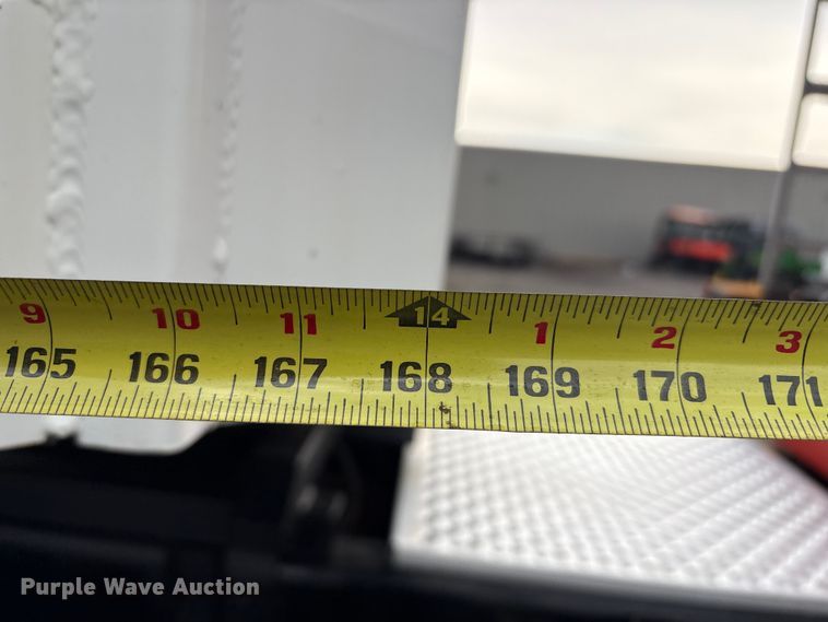 image for item EG9221 2012 Freightliner Business Class M2 grapple truck
