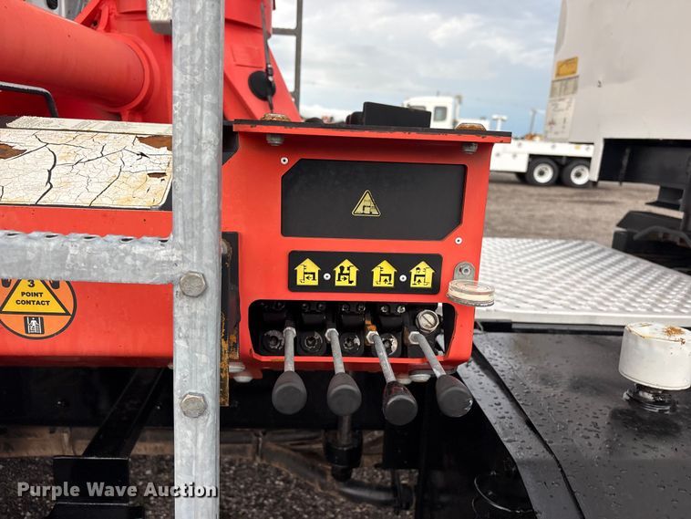 image for item EG9221 2012 Freightliner Business Class M2 grapple truck