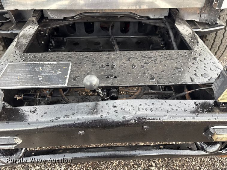 image for item EG9221 2012 Freightliner Business Class M2 grapple truck