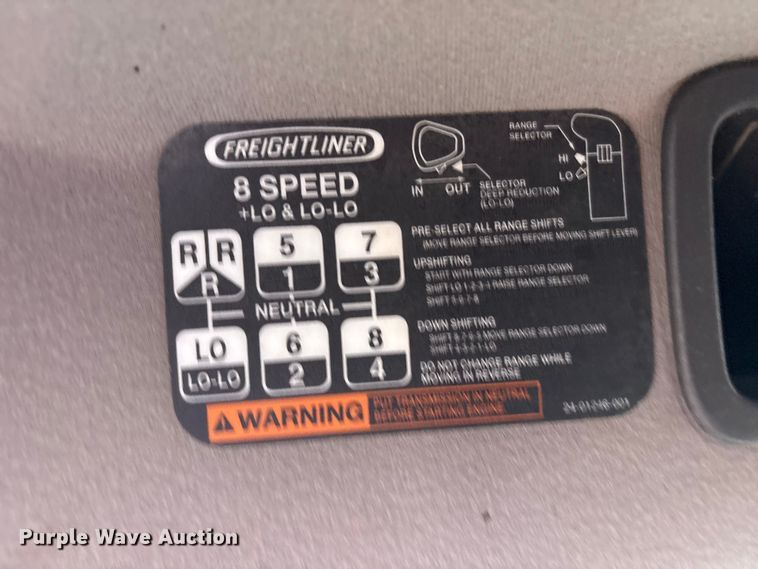 image for item EG9221 2012 Freightliner Business Class M2 grapple truck