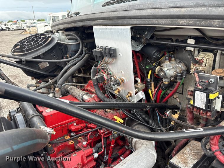 image for item EG9221 2012 Freightliner Business Class M2 grapple truck