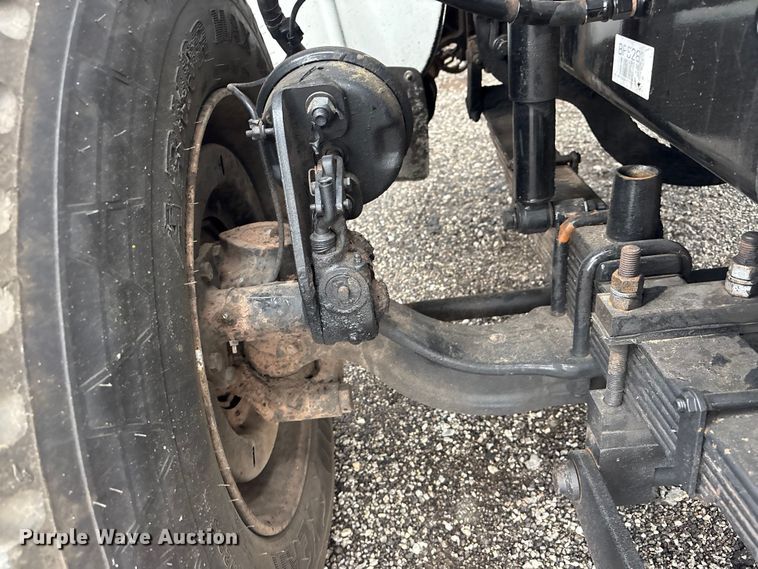 image for item EG9221 2012 Freightliner Business Class M2 grapple truck