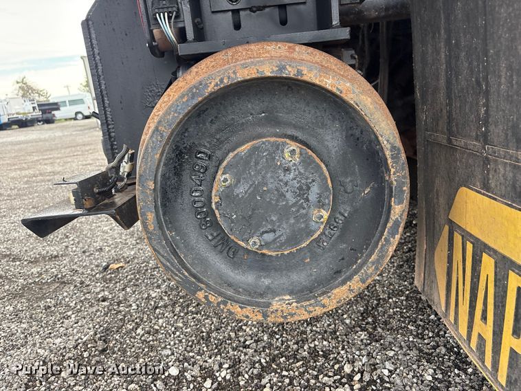 image for item EG9221 2012 Freightliner Business Class M2 grapple truck