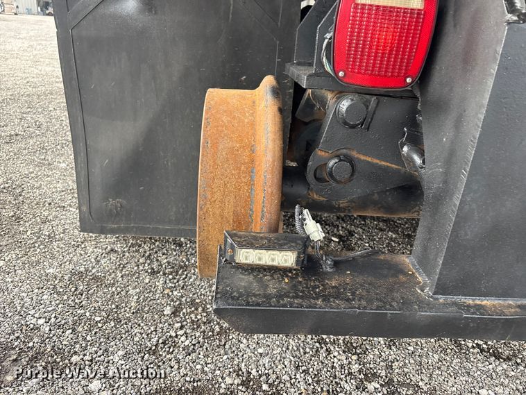 image for item EG9221 2012 Freightliner Business Class M2 grapple truck