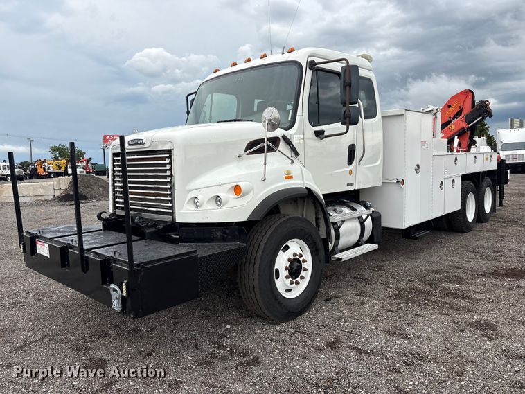 image for item EG9222 2012 Freightliner Business Class M2 Ext. Cab crane truck