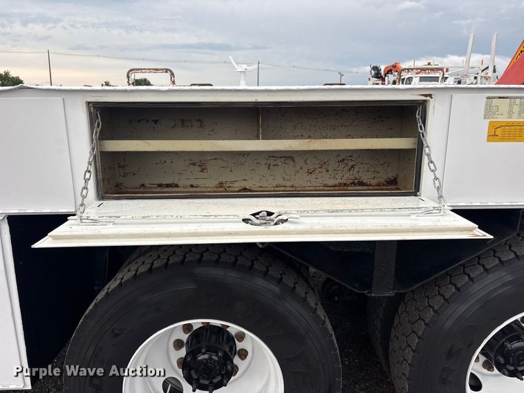image for item EG9222 2012 Freightliner Business Class M2 Ext. Cab crane truck