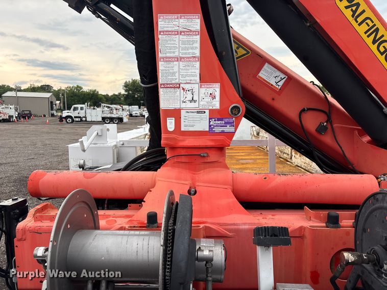 image for item EG9222 2012 Freightliner Business Class M2 Ext. Cab crane truck