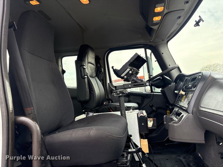 image for item EG9222 2012 Freightliner Business Class M2 Ext. Cab crane truck