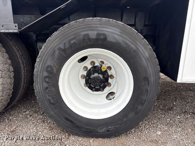 image for item EG9222 2012 Freightliner Business Class M2 Ext. Cab crane truck